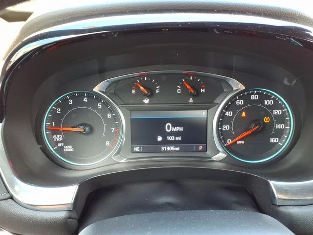 Used 2023 White Chevrolet LT image 14