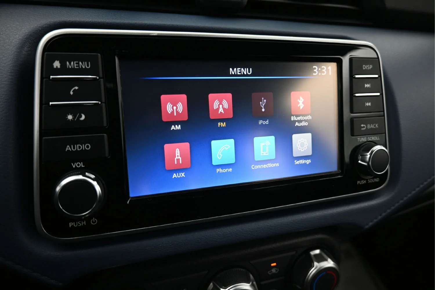 Used 2025 Silver Nissan SV image 7