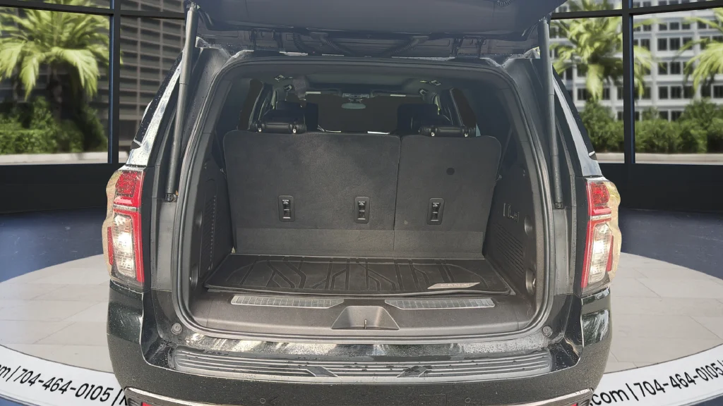 Used 2021 Black Chevrolet Z71 image 15