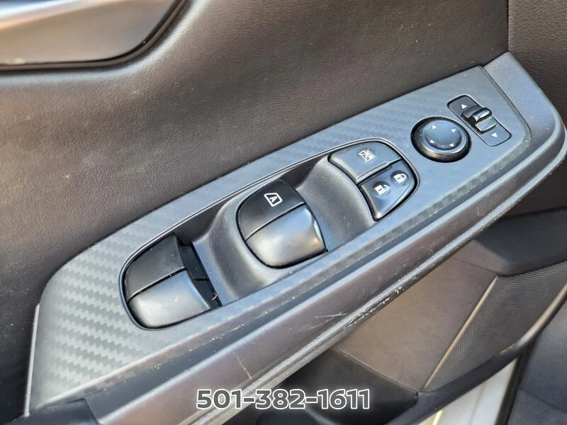 Used 2020 Brilliant Silver Metallic NISSAN SV CVT image 31