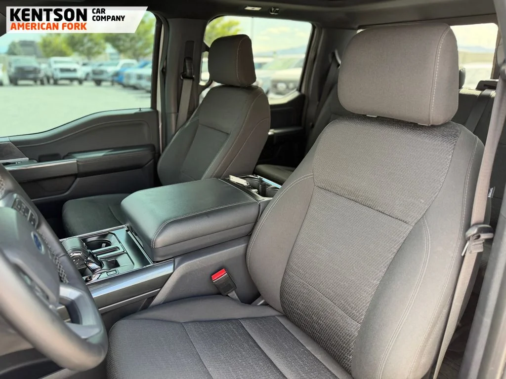 Used 2023 Gray Ford XLT image 30