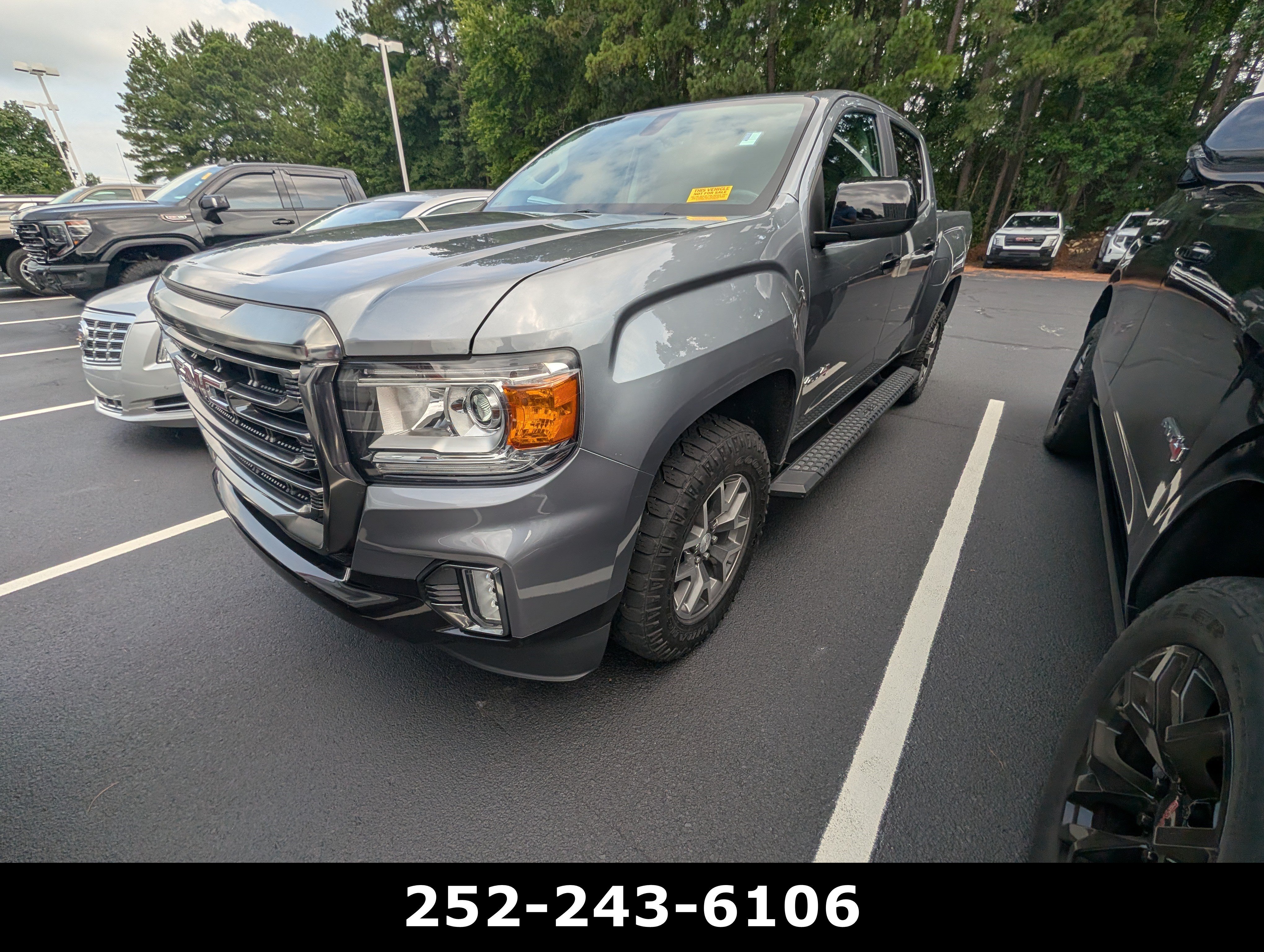 Used 2022 Satin Steel Metallic GMC 4WD AT4 w/Leather image 6