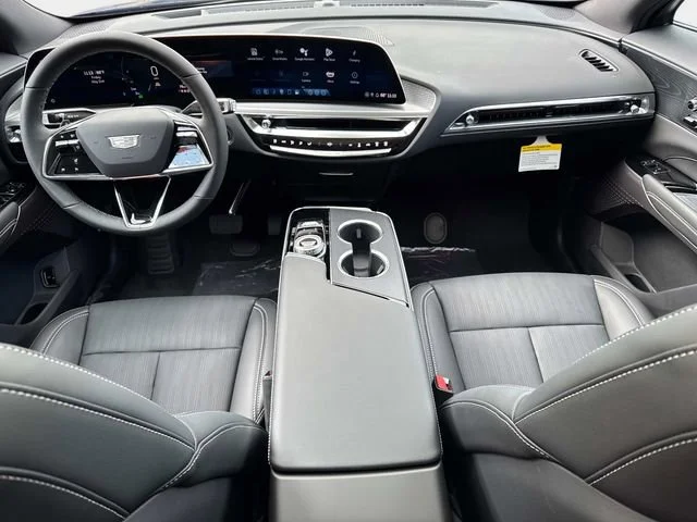 2025 Cadillac LYRIQ Sport 1 - Photo 37