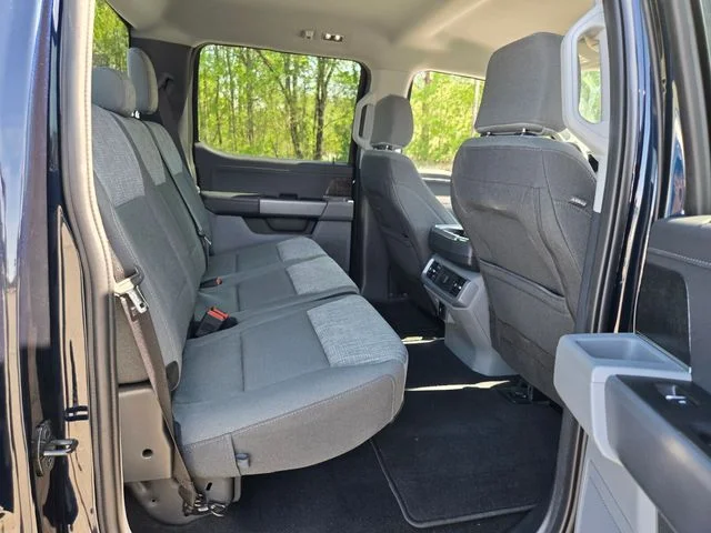 Used 2023 Blue Ford XLT image 20