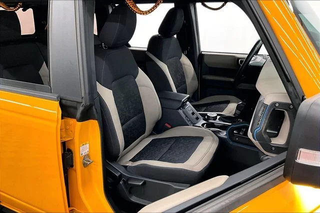 Used 2022 Cyber Orange Metallic Tricoat Ford Wildtrak image 8