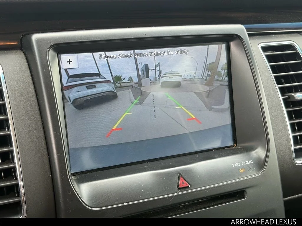 Used 2019 White Ford SEL image 24