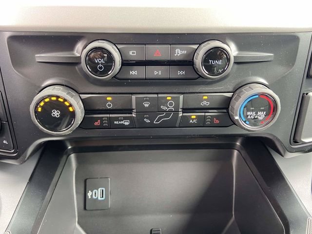 Used 2026 Light Blue Clearcoat Metallic Ford XLT image 9