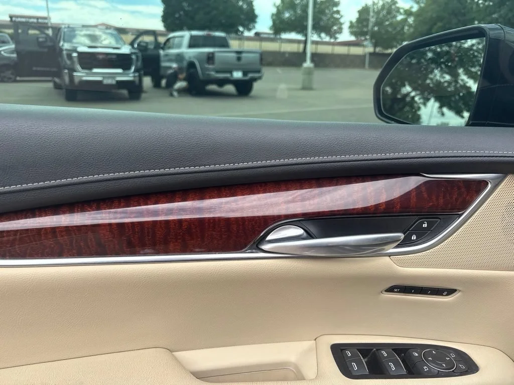 Used 2019 DARK GRANITE METALLIC Cadillac Premium Luxury AWD image 11