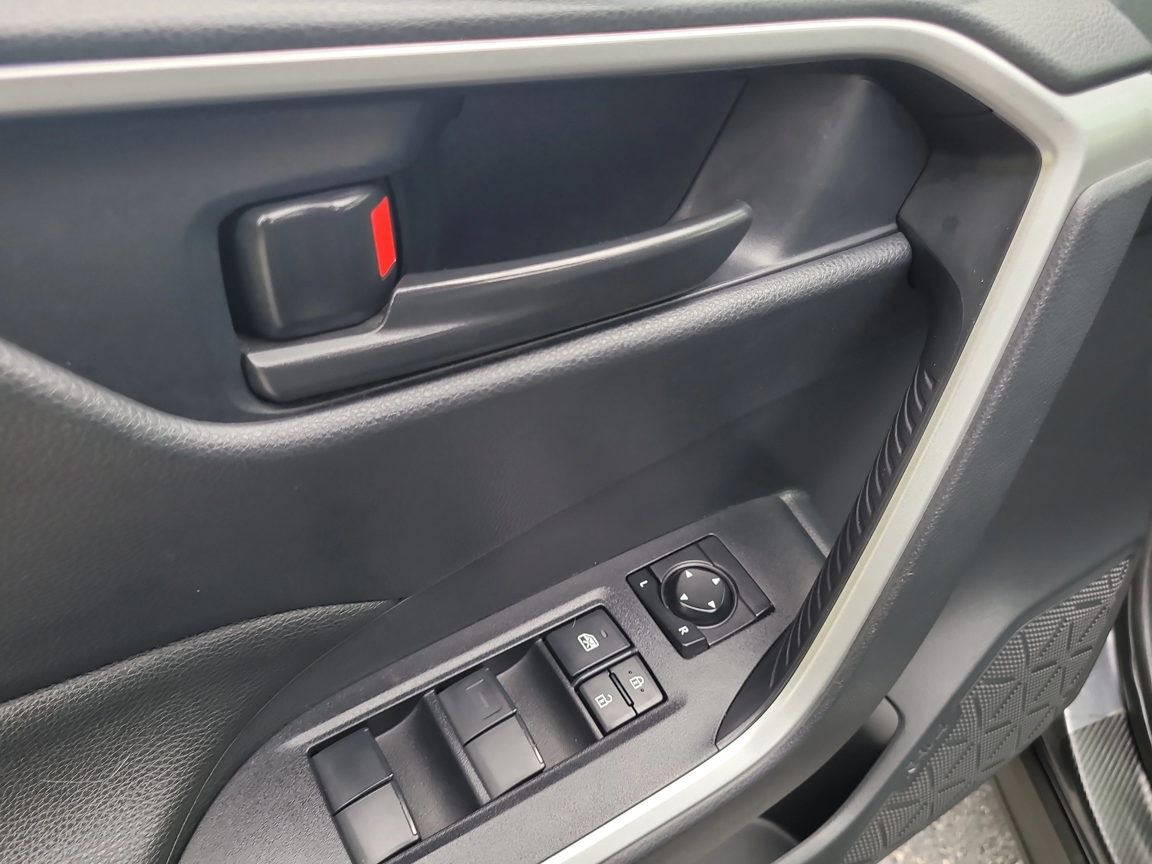 Used 2024 Magnetic Gray Metallic Toyota Hybrid LE image 17