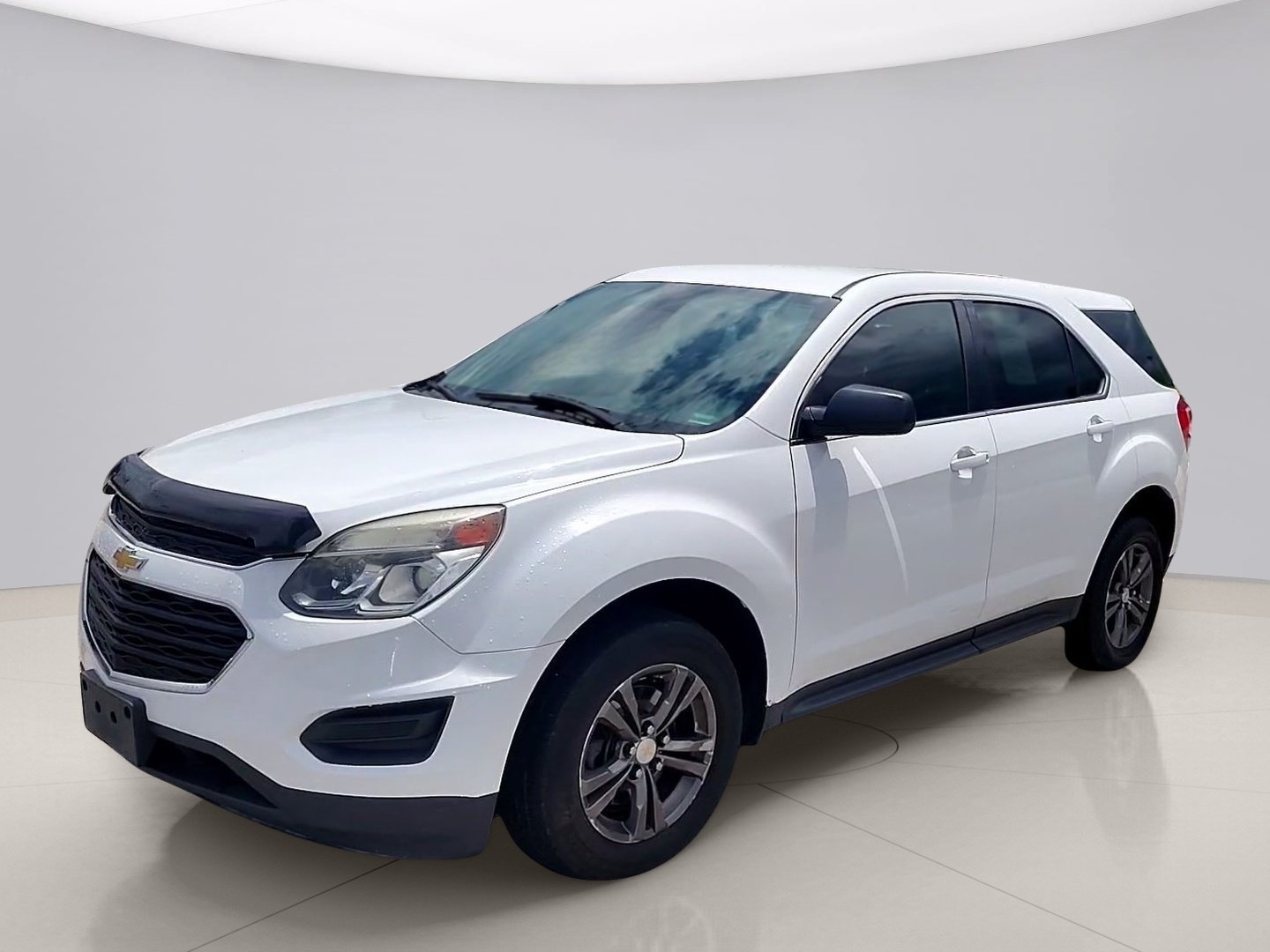 Used 2016 White Chevrolet LS AWD image 1