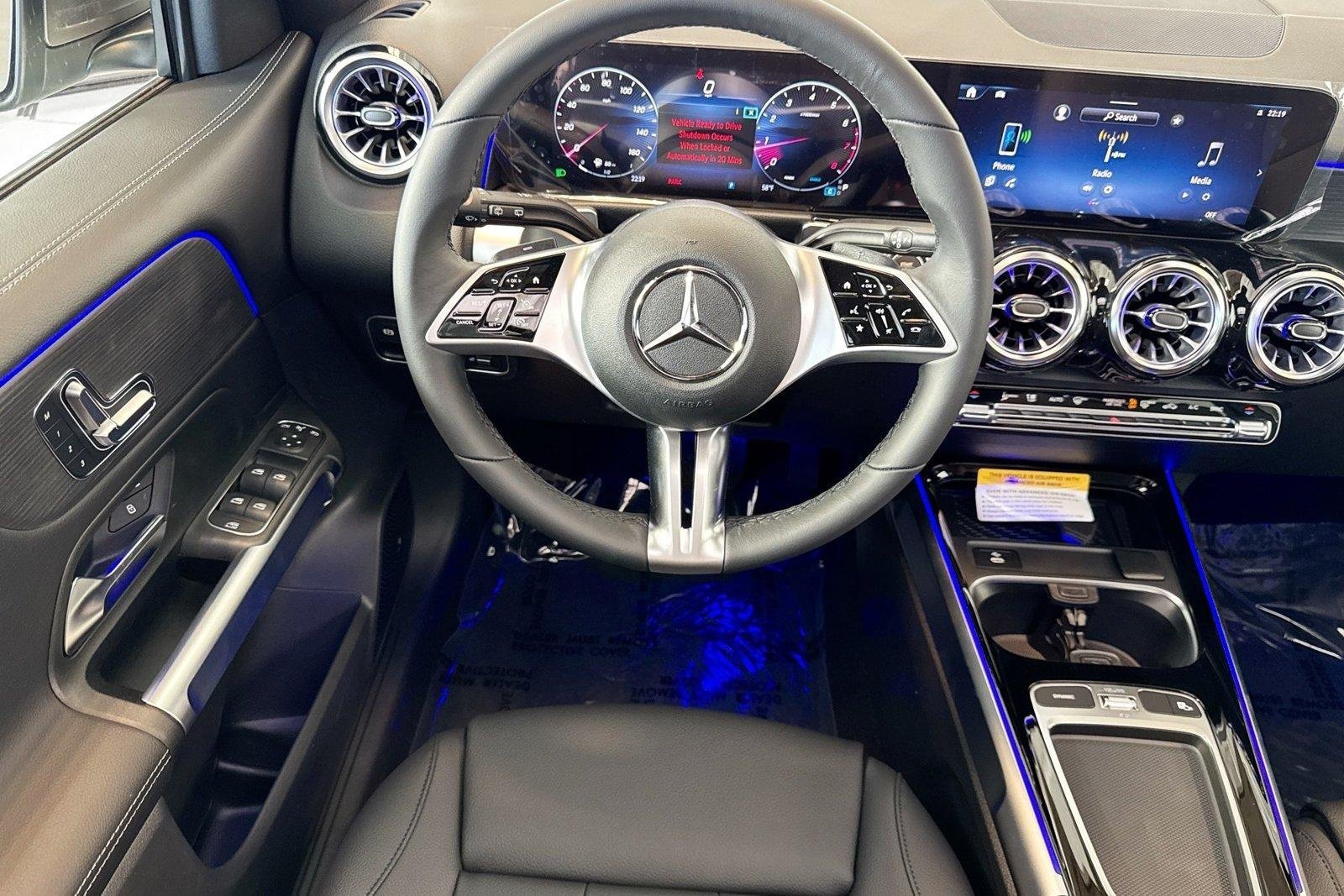 New 2026 Mountain Grey Metallic Mercedes-Benz GLB 250 image 20