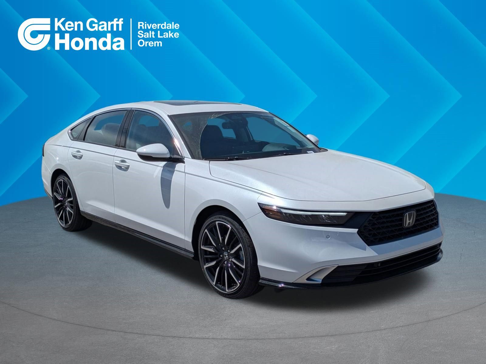 New 2026 Platinum White Pearl Honda Touring image 1