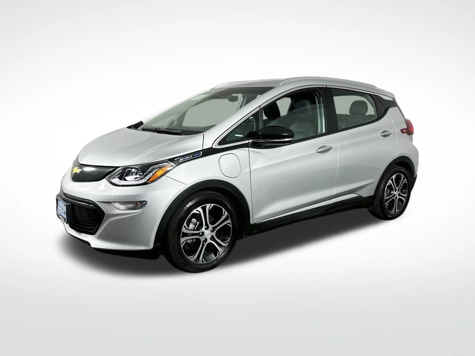 Used 2019 Silver Ice Metallic Chevrolet Premier image 4