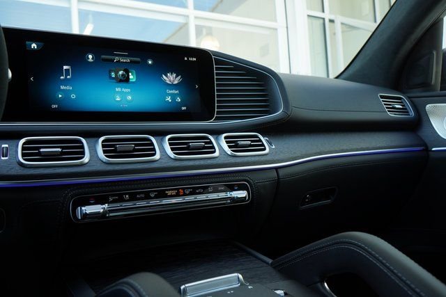 New 2026 Polar White Mercedes-Benz AMG® GLE 63 S 4MATIC+ SUV image 22