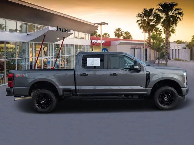 Used 2025 Gray Ford XL image 2