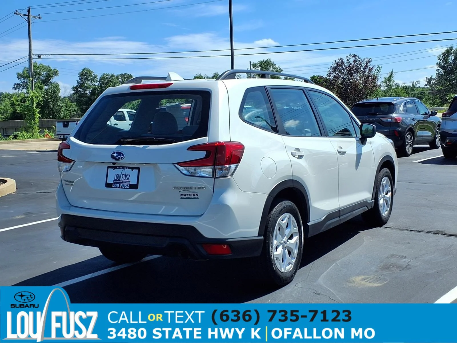 Used 2020 Crystal White Pearl Subaru Base image 27