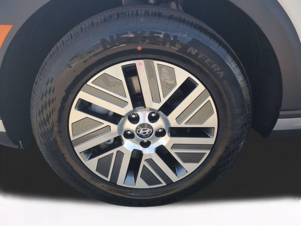 New 2026 White Hyundai Blue SEL Premium 7P image 11