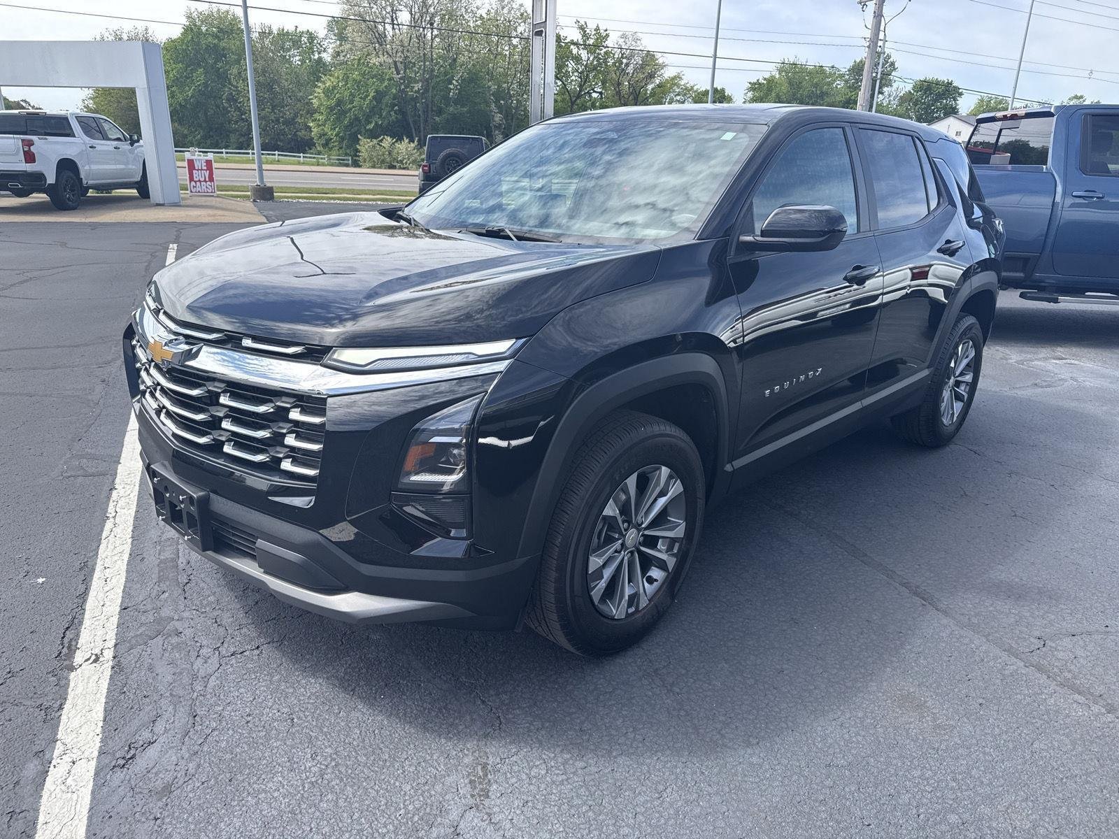 Used 2025 Mosaic Black Metallic Chevrolet LT image 5