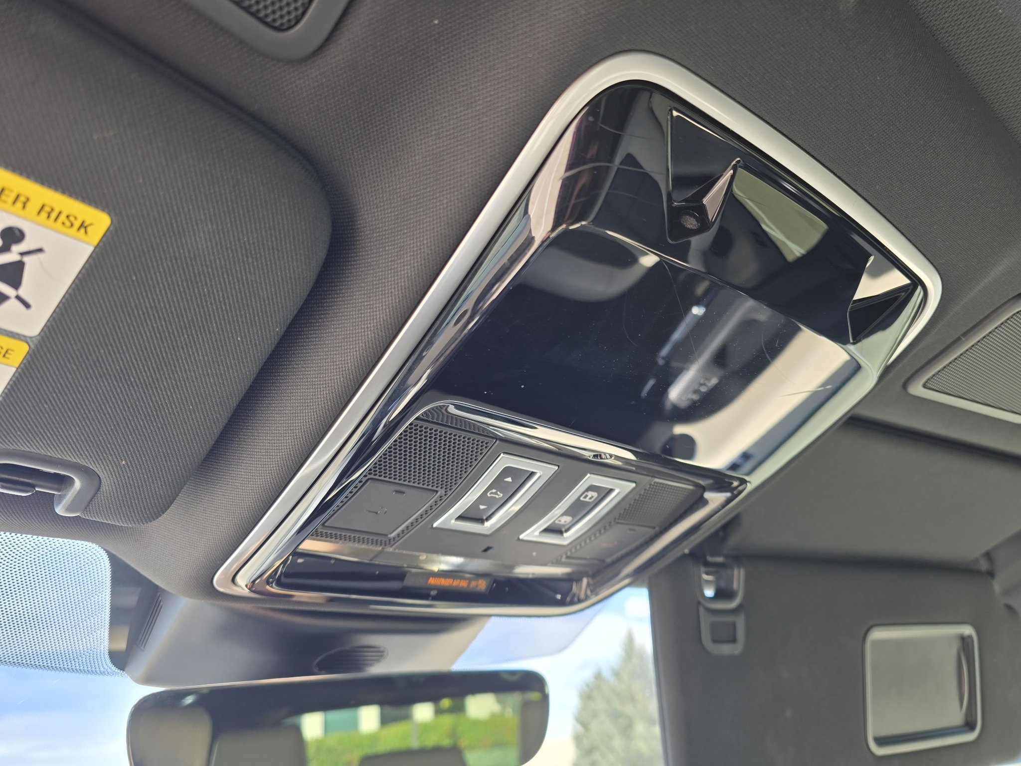 Used 2020 Carpathian Gray Premium Metallic Land Rover HST image 23