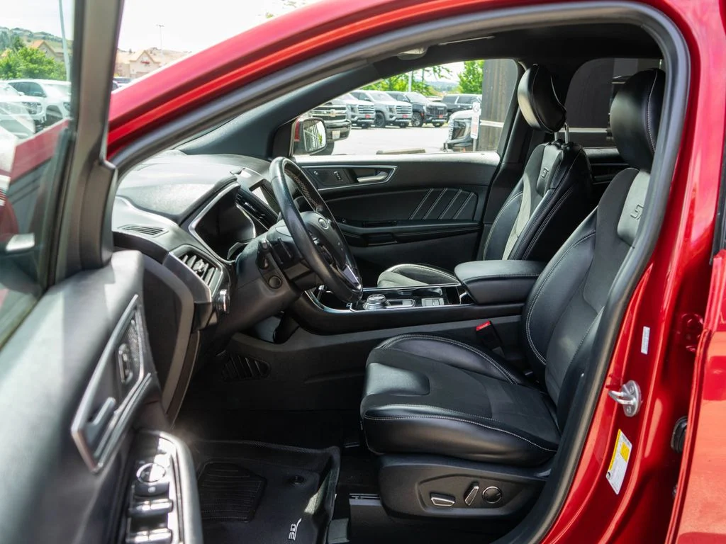 Used 2019 Red Ford ST image 11