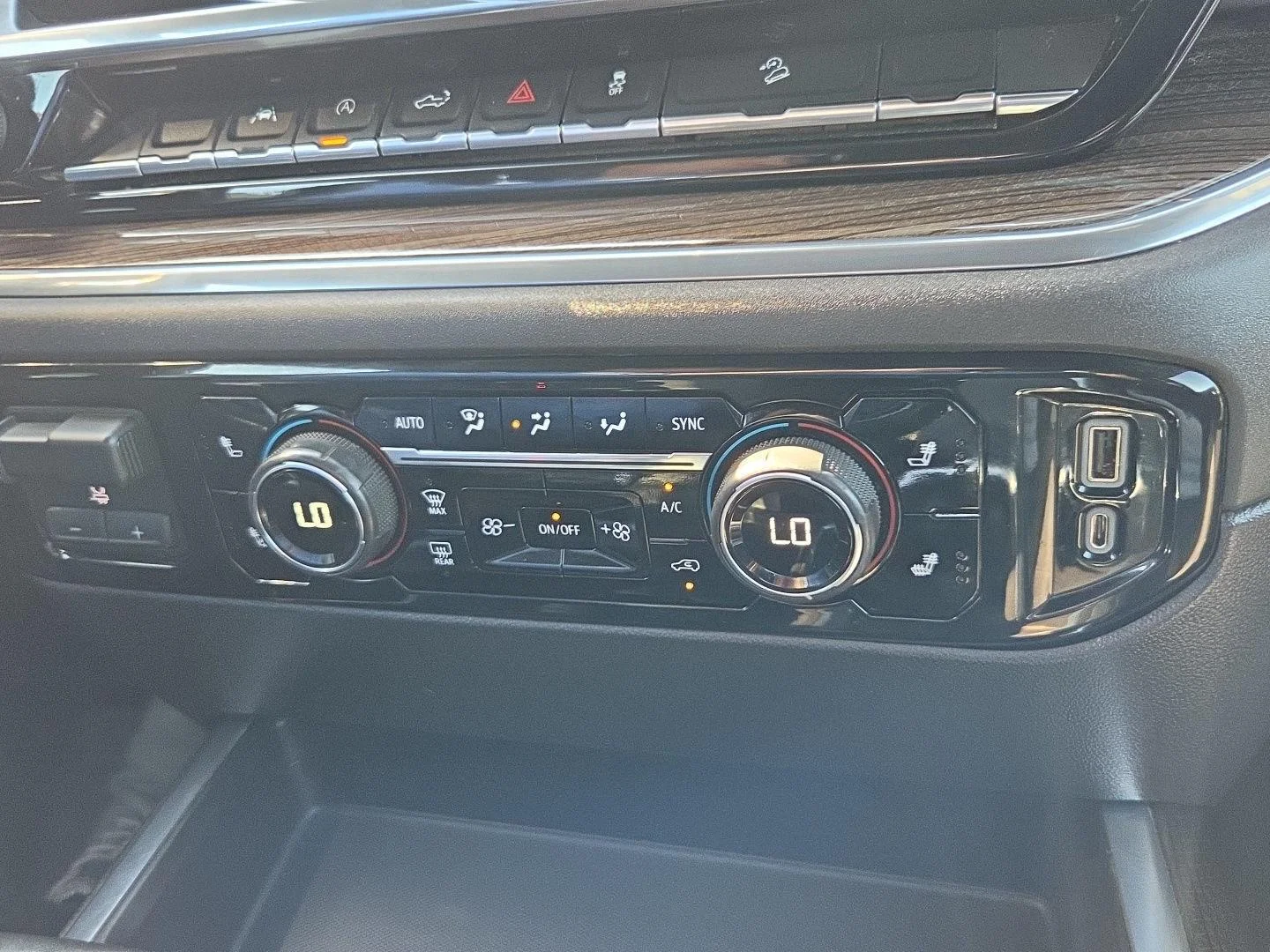 Used 2023 BLACK Chevrolet LT Trail Boss image 26
