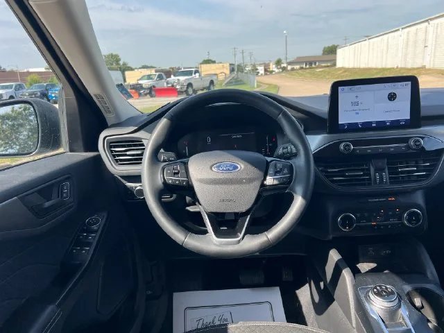 Used 2023 Gray Ford Active image 19
