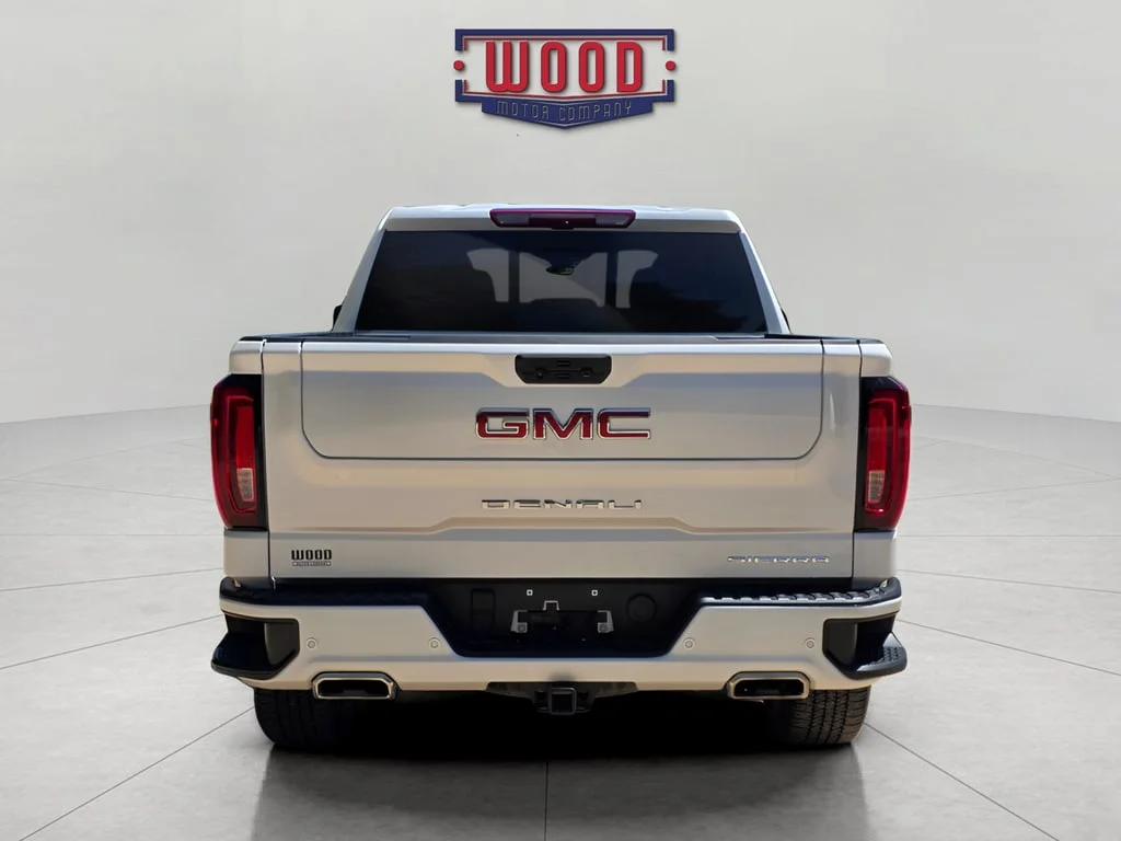 Used 2025 White Frost Tricoat GMC Denali image 3