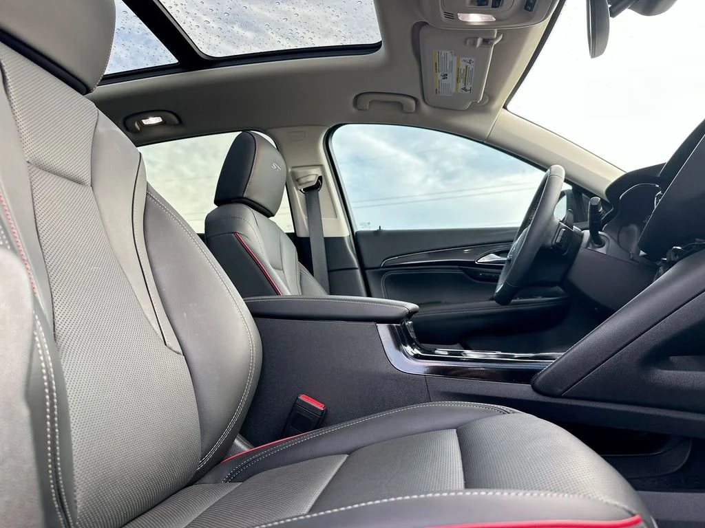 Used 2023 Black Buick Essence image 14