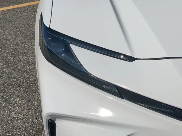 New 2026 Ice Cap Toyota LE image 10