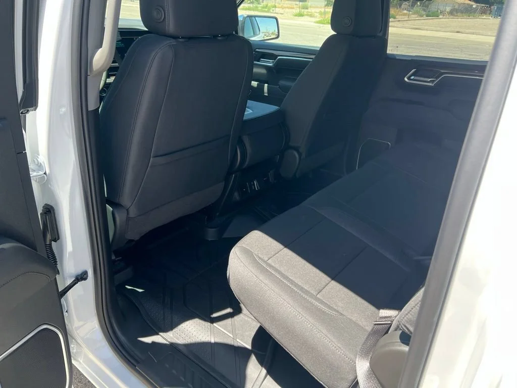 New 2026 Summit White Chevrolet LT image 21