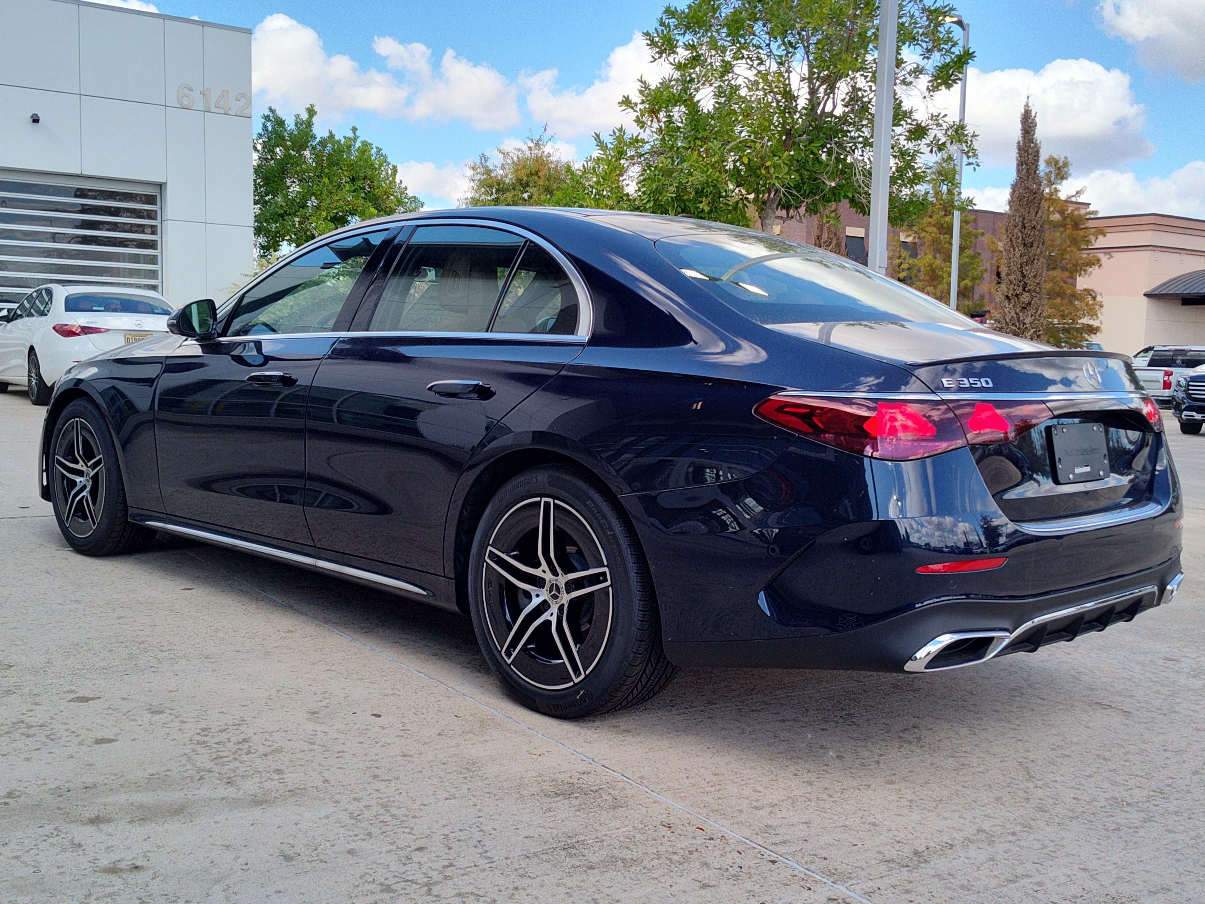 New 2026 Nautical Blue Metallic Mercedes-Benz E 350 image 28