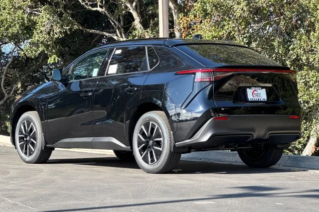 New 2026 Midnight Black Metallic Toyota  XLE image 6