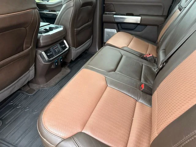 Used 2021  Ford King Ranch image 17