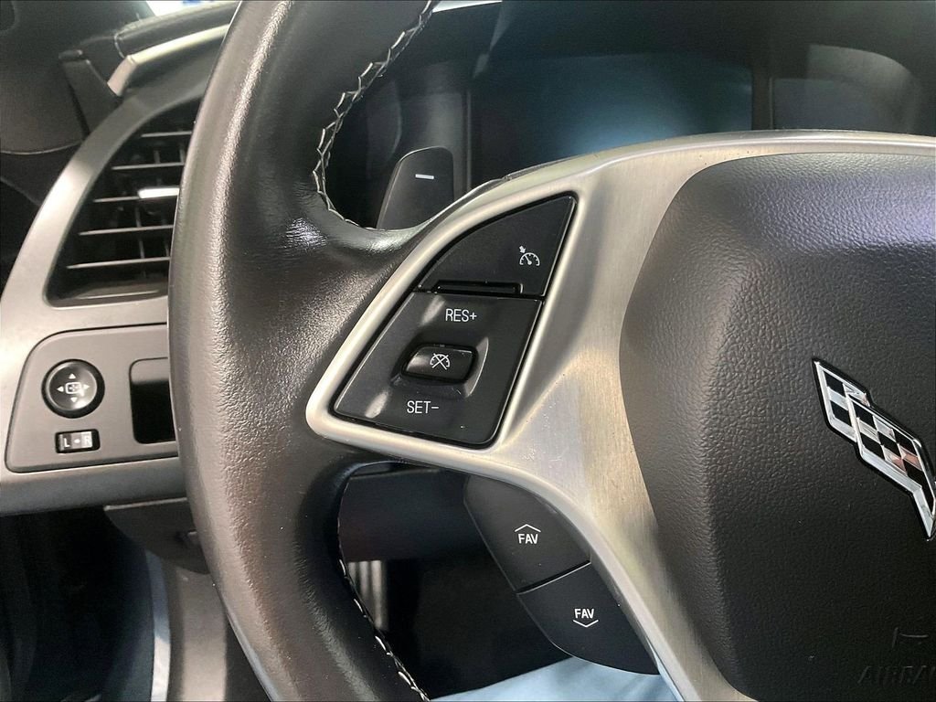 Used 2019 Gray Chevrolet Stingray image 21