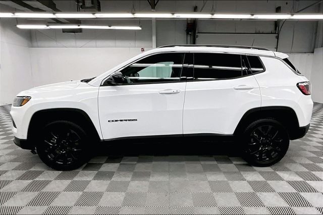 2023 Jeep Compass Latitude Lux - Photo 14