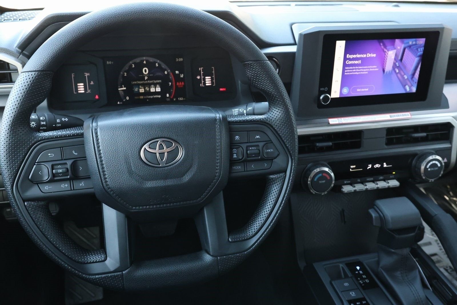 2025 Toyota Tacoma SR5 - Photo 17