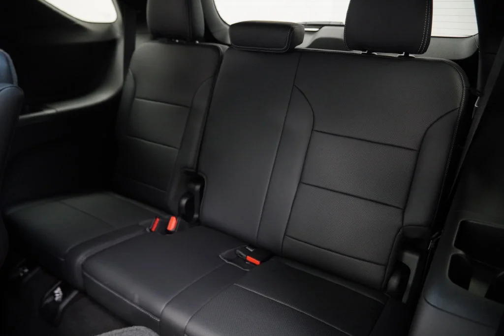 New 2027 Mosaic Black Metallic Chevrolet LT image 21