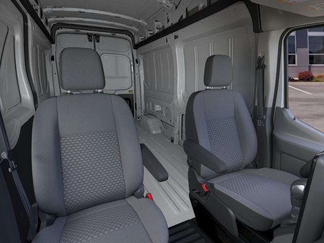New 2026 Oxford White Ford Base image 10