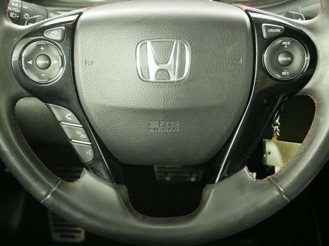 Used 2017 White Orchid Pearl Honda Sport SE image 19