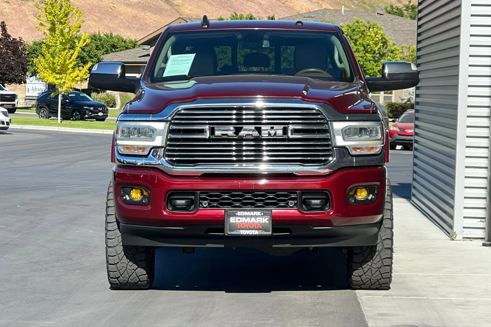 Used 2020 Delmonico Red Pearlcoat Ram Laramie image 8