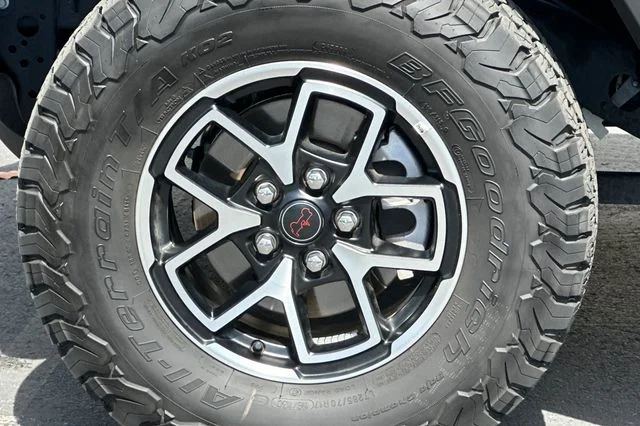 Used 2025 Black Jeep Rubicon image 23