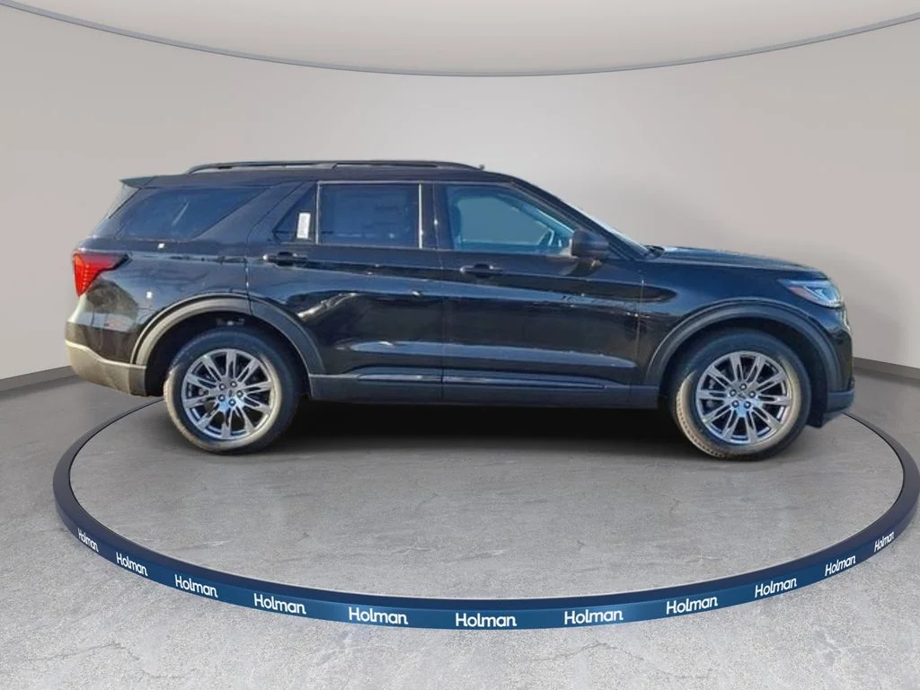 New 2026 Agate Black Metallic Ford Active image 3