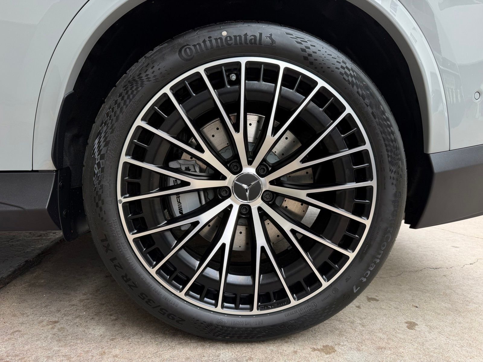 New 2026 MANUFAKTUR Alpine Grey Mercedes-Benz AMG® GLC 43 4MATIC® Coupe image 24