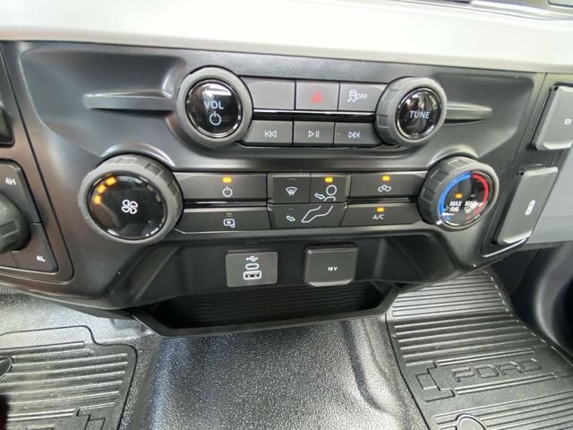 2025 Ford F-450 Super Duty Chassis Cab XL - Photo 16