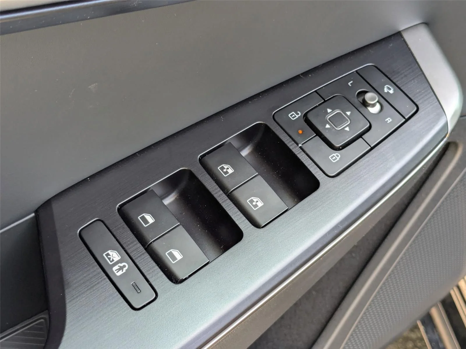 2025 Kia EV6 Wind - Photo 13