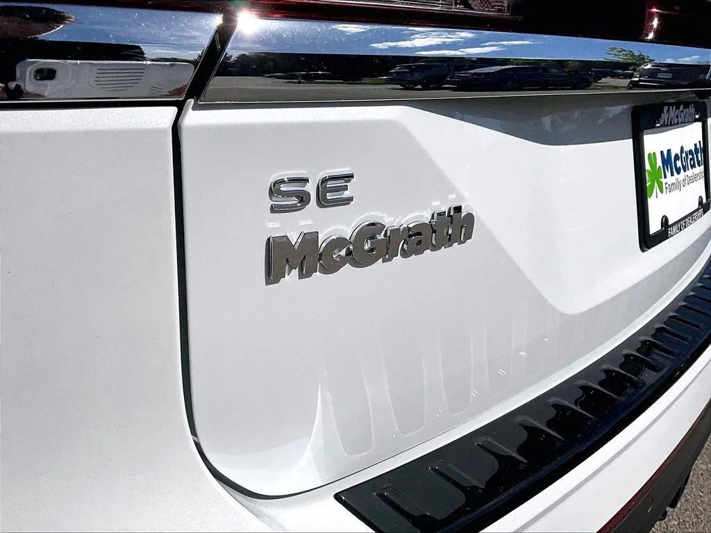 New 2026 White/off-white Volkswagen SE w/Technology image 23