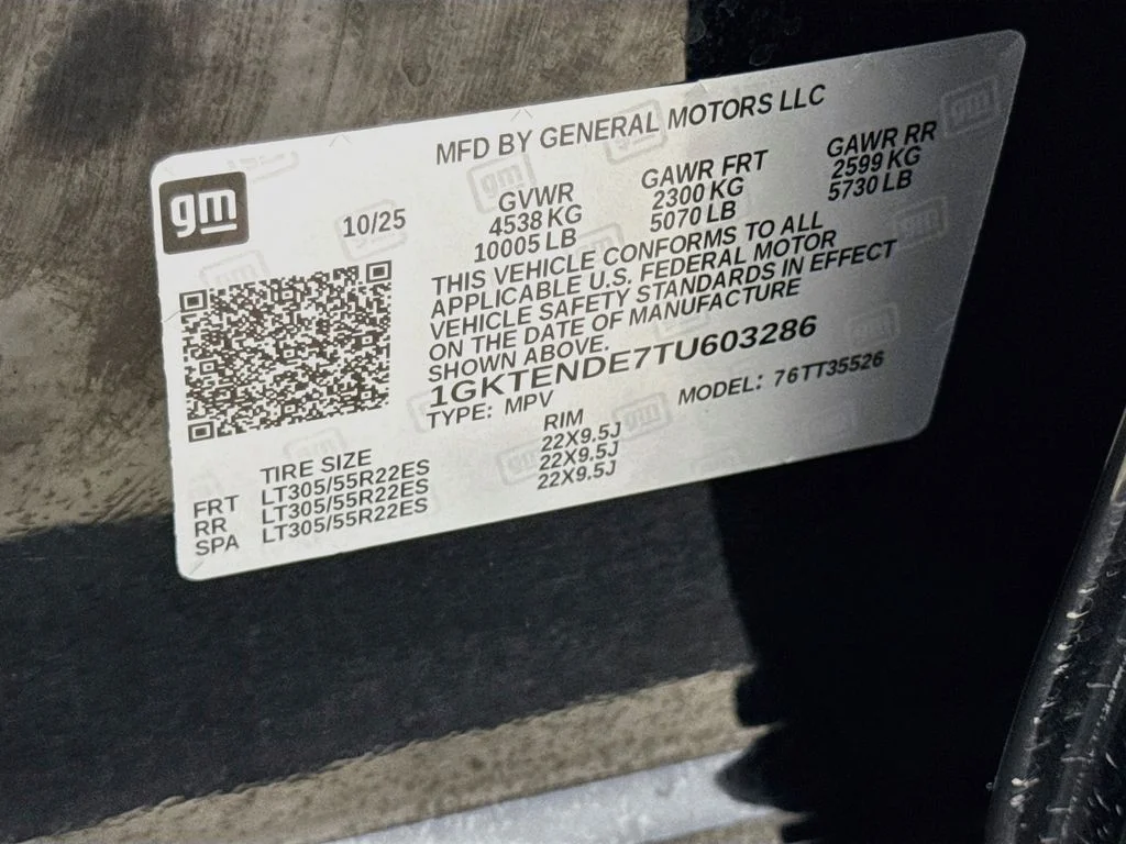 Used 2026 Black GMC 2X image 32