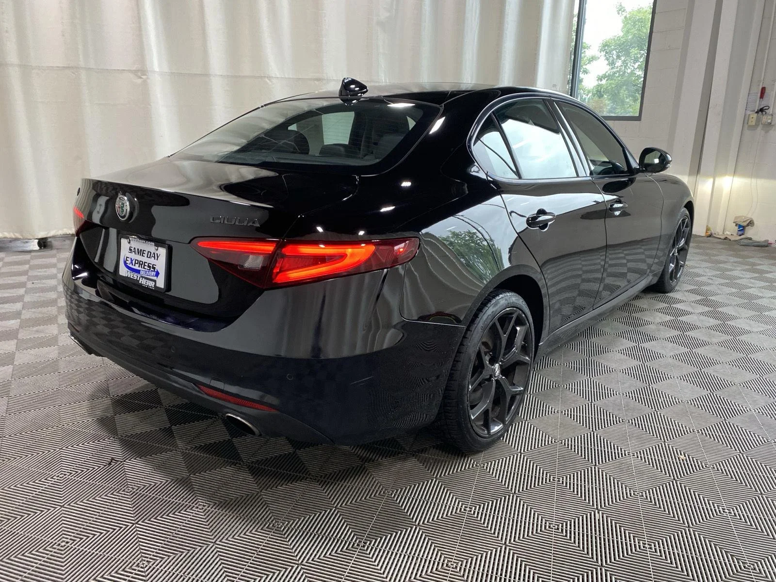 Used 2021 Alfa Black Alfa Romeo Ti image 7