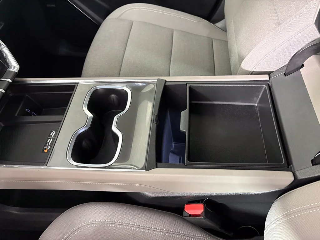 Used 2026 White GMC Elevation image 31
