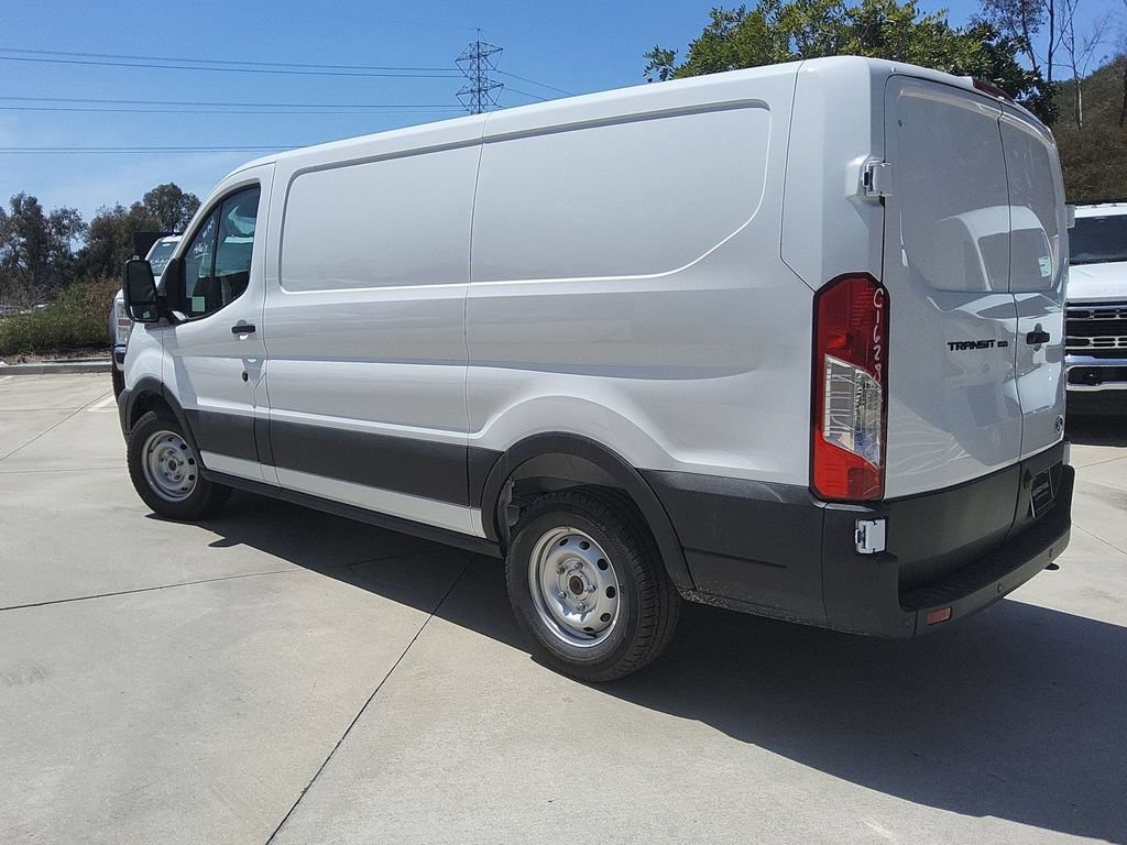 New 2026 White Ford Base image 22